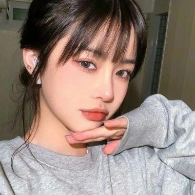 圈内顶流被曝表情包火出圈，整整一周社交平台画面流出